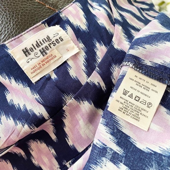 Holding Horses navy/lilac pocket tunic top sz S Anthro anthropologie - Picture 4 of 9